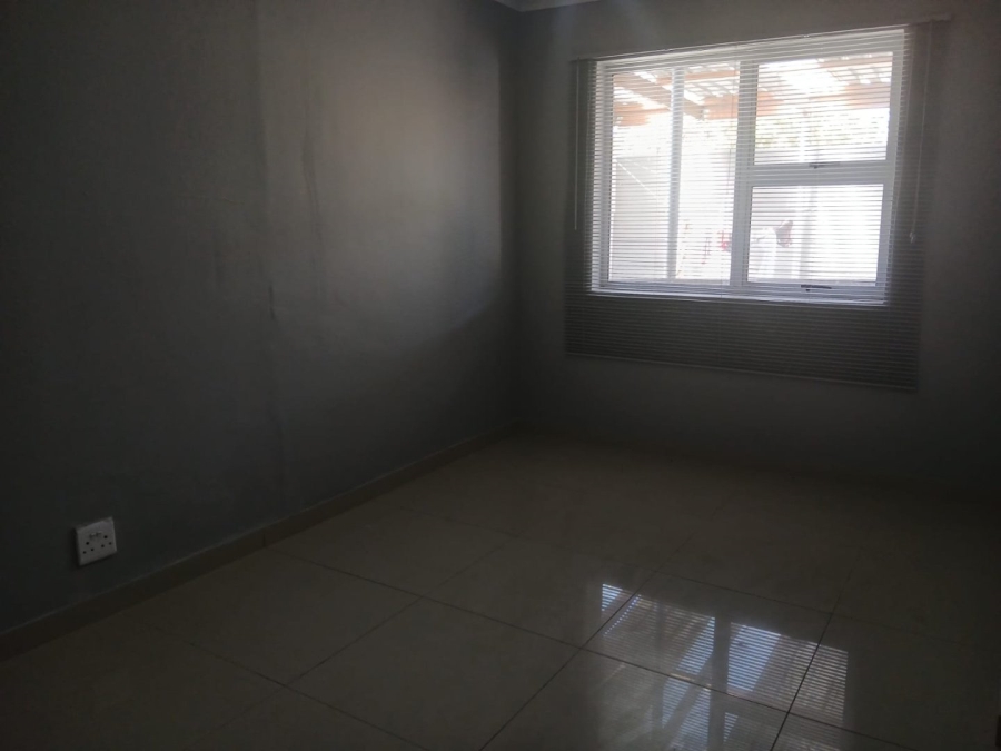 To Let 2 Bedroom Property for Rent in Parow Valley Western Cape